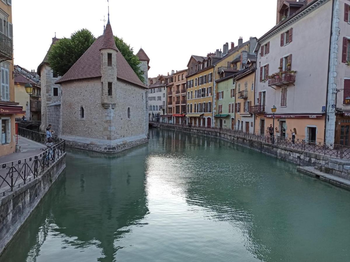 Le Republique Annecy , Coeur De Vieille Ville Exterior foto